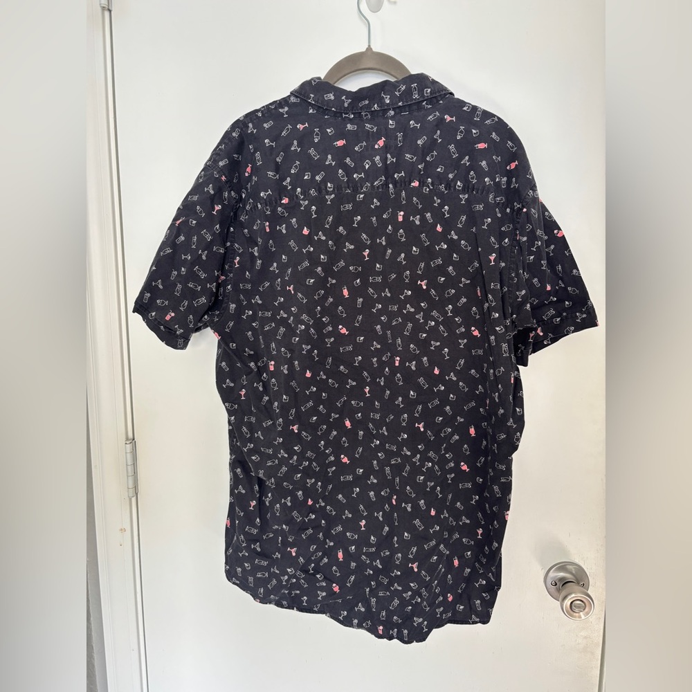 Men’s button up - Picture 3 of 4